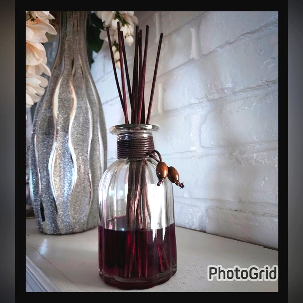 CLOSET CLOSING ~~ Pier 1 - Reed Diffusers - Picture 3 of 9
